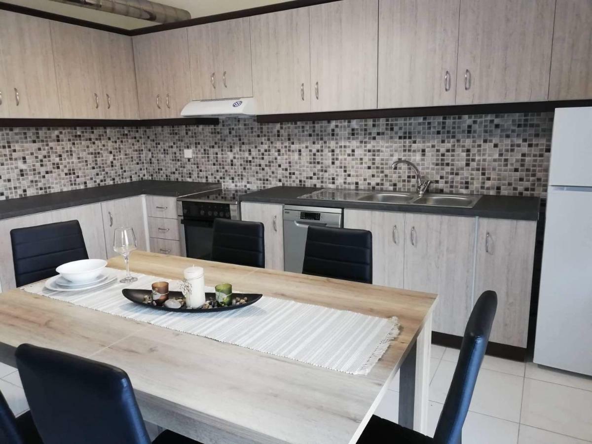 Ferienwohnung Anatoli View Agia Marina Exterior foto